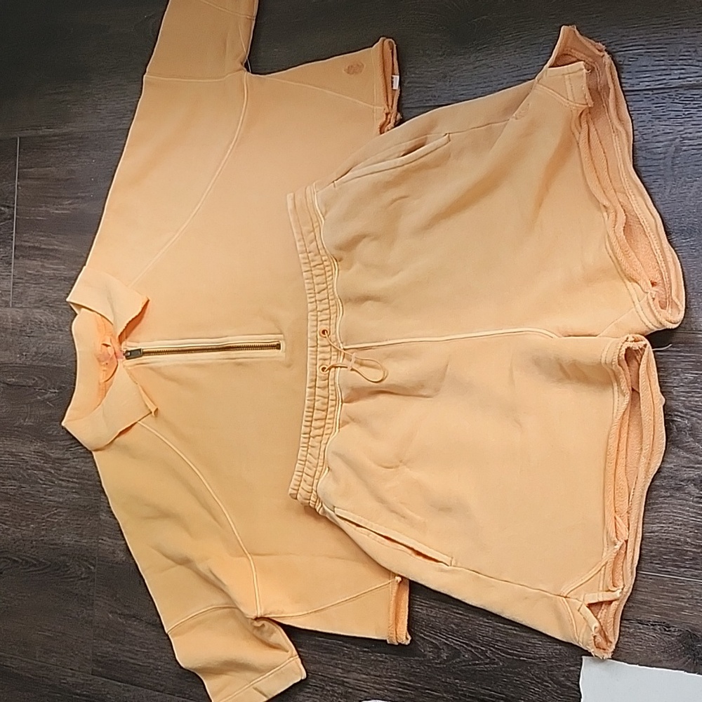 FP Movement Orange 1/2 zip set Size XS